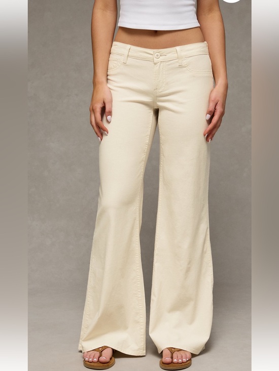 American Eagle Outfitters Denim - AE Stretch Lightweight Super Low-
Rise Flare Pant